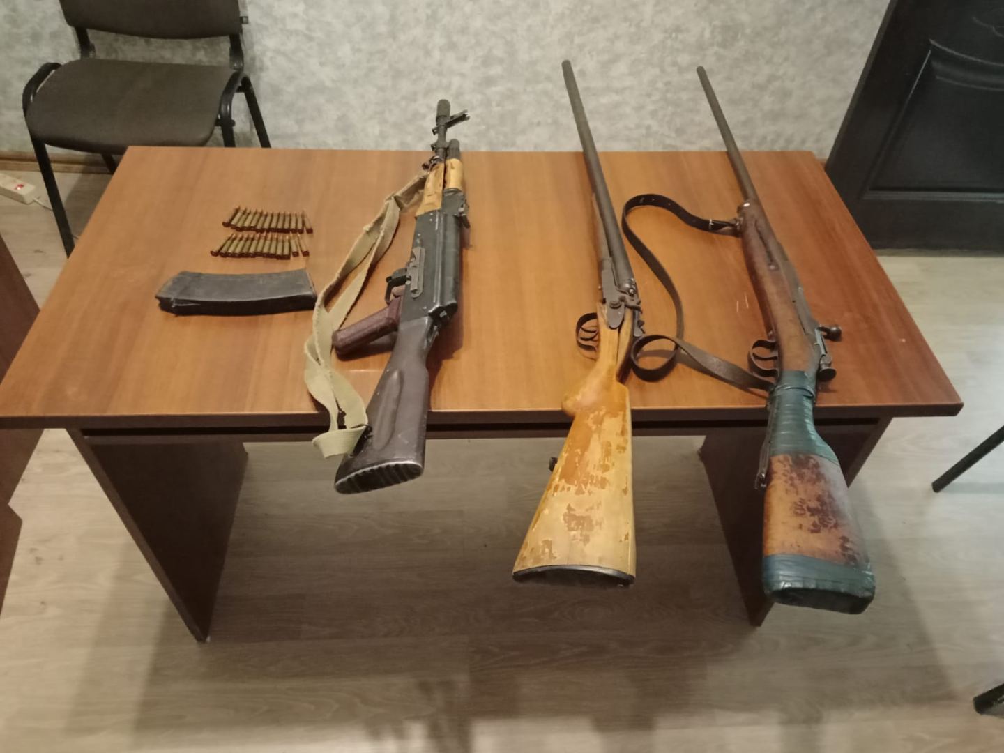 Ötən gün 20 ov tüfəngi polisə təhvil verildi