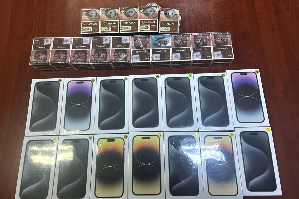 Ölkəyə gətirilən 14 “iPhone” sərhəddə TUTULDU
