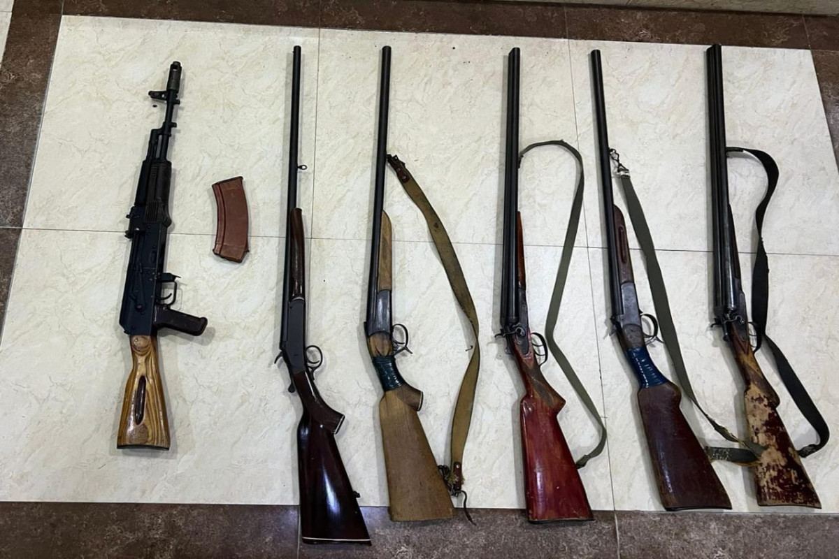 Polis daha 3 tapança və 16 tüfəng götürdü