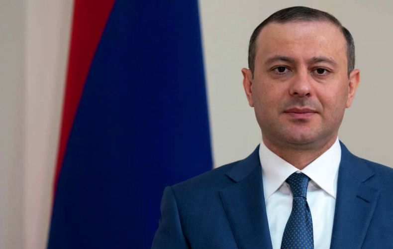 Qriqoryan ABŞ müdafiə nazirinin müavini ilə müzakirə apardı