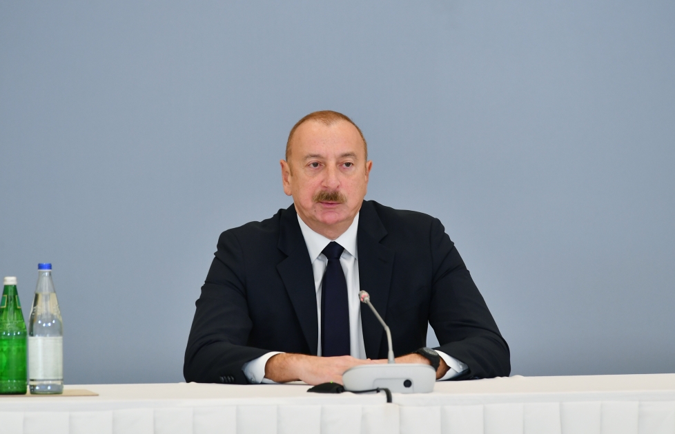 Sanki özüm öz toyumda iştirak etmədən məni evləndirdilər - İlham Əliyev 