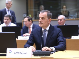 Ceyhun Bayramov XİN başçılarının görüşündə çıxış etdi