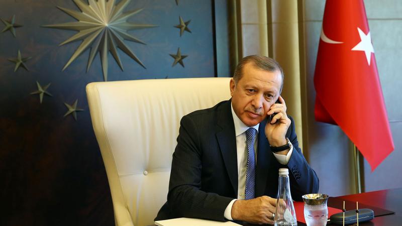 Ərdoğan döyülən hakimə ZƏNG ETDİ