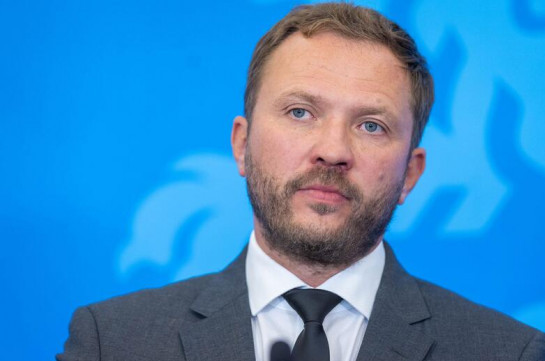 Estoniyanın xarici işlər naziri İrəvana gəlir
