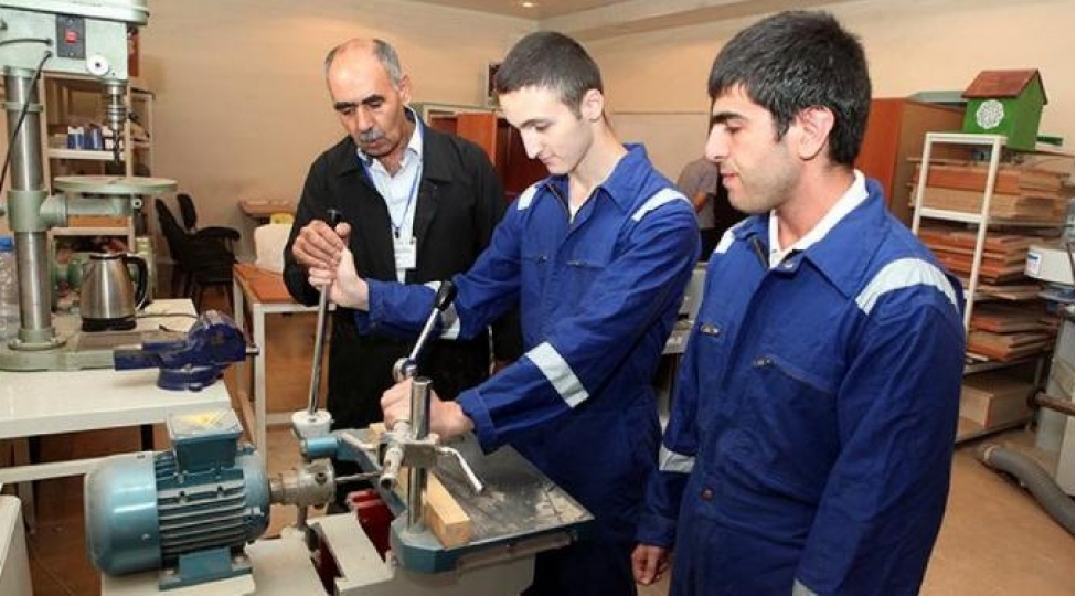 Nazir peşə məktəblərində təhsil haqlarına yenidən baxılmasını təklif etdi