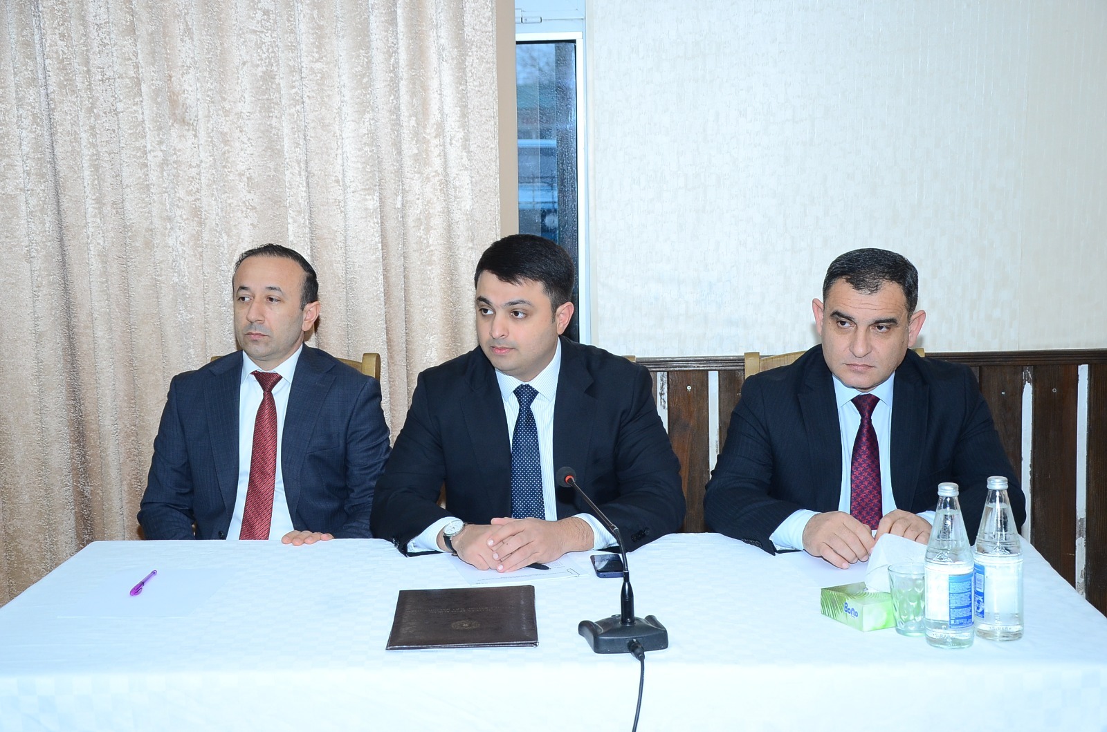 İcra başçısı vətəndaşların problemlərini dinlədi - FOTO