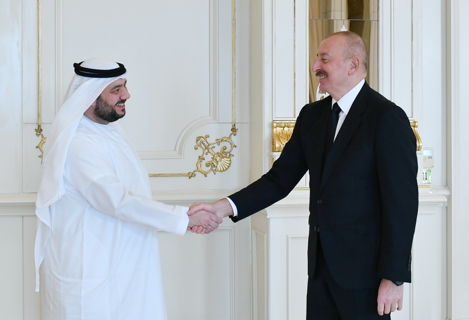 Prezident Birləşmiş Ərəb Əmirliklərinin investisiya nazirini qəbul edib