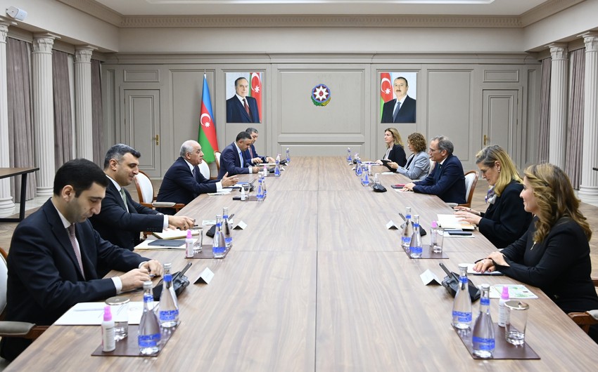 Əli Əsədov IFC-nin regional vitse-prezidenti ilə görüşdü