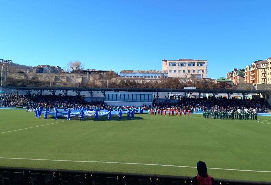 Tarixi matç başladı: “Qarabağ” MOİK-lə üz-üzə - CANLI