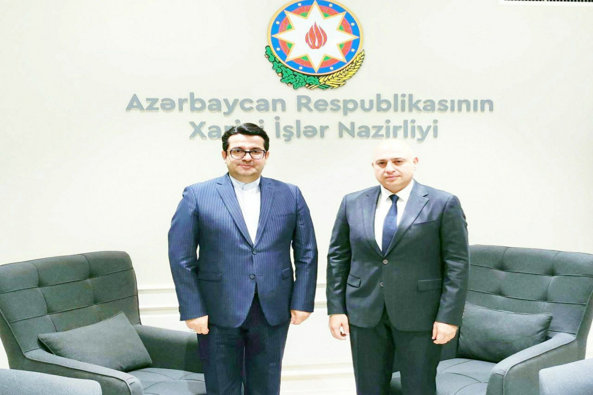 İran səfiri XİN-nin müavini ilə görüşdü
