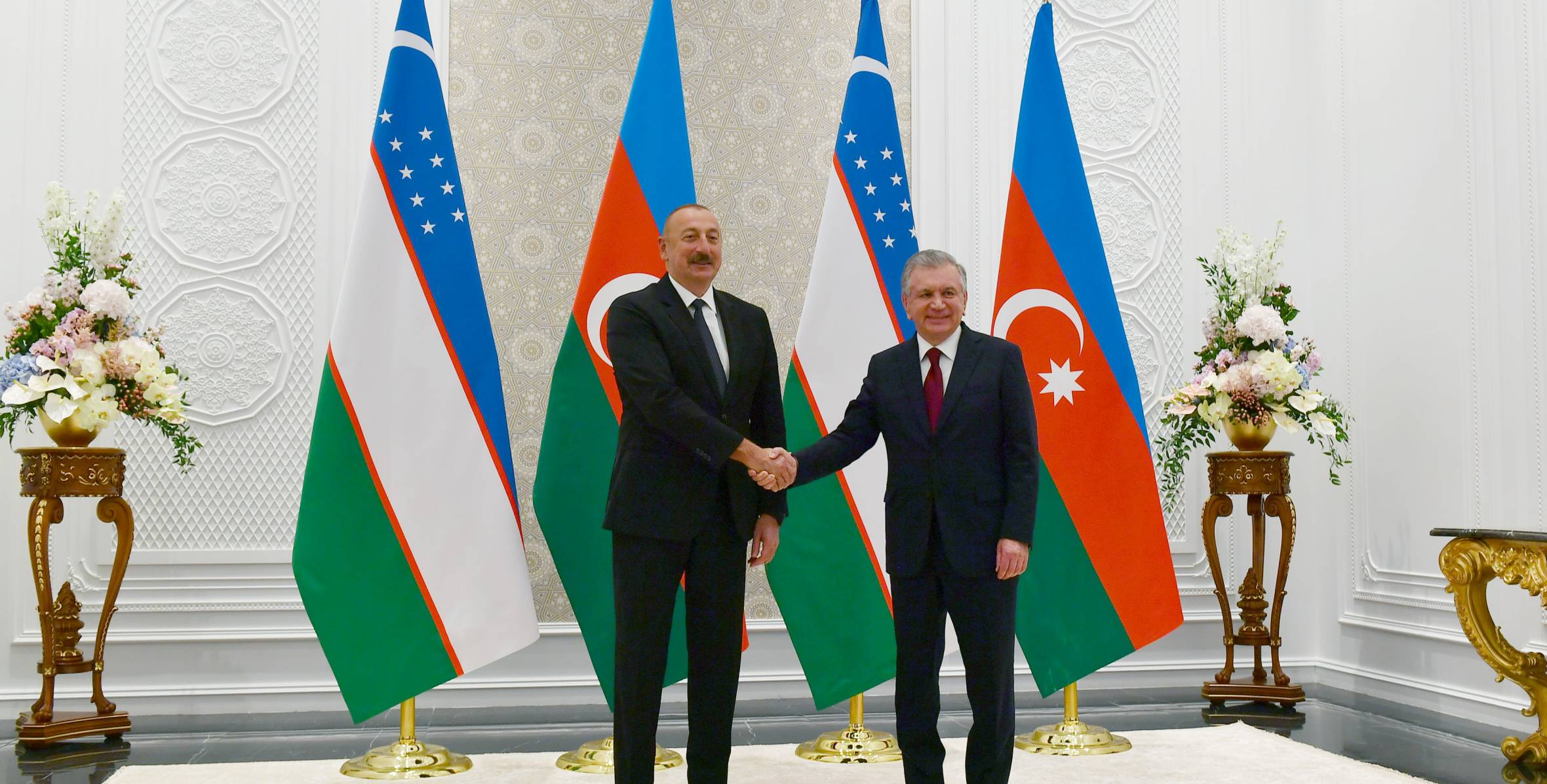 Sizi zəmanəmizin görkəmli dövlət və siyasi xadimi kimi tanıyırıq - Mirziyoyev