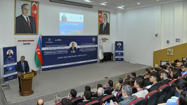 BMU-da elmi-praktiki konfrans keçirilir - FOTOLAR