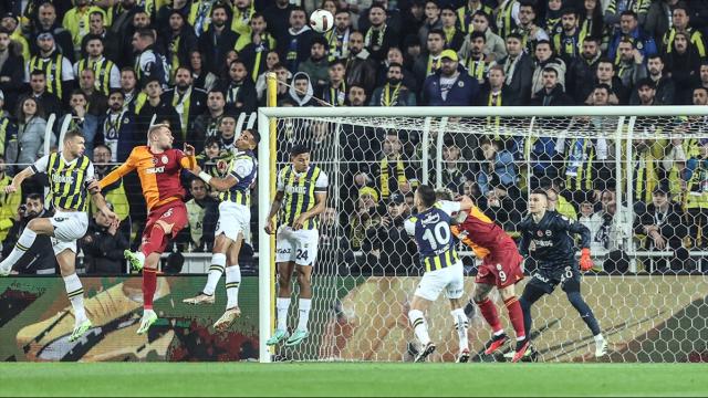 İstanbul derbisi qolsuz başa çatdı 