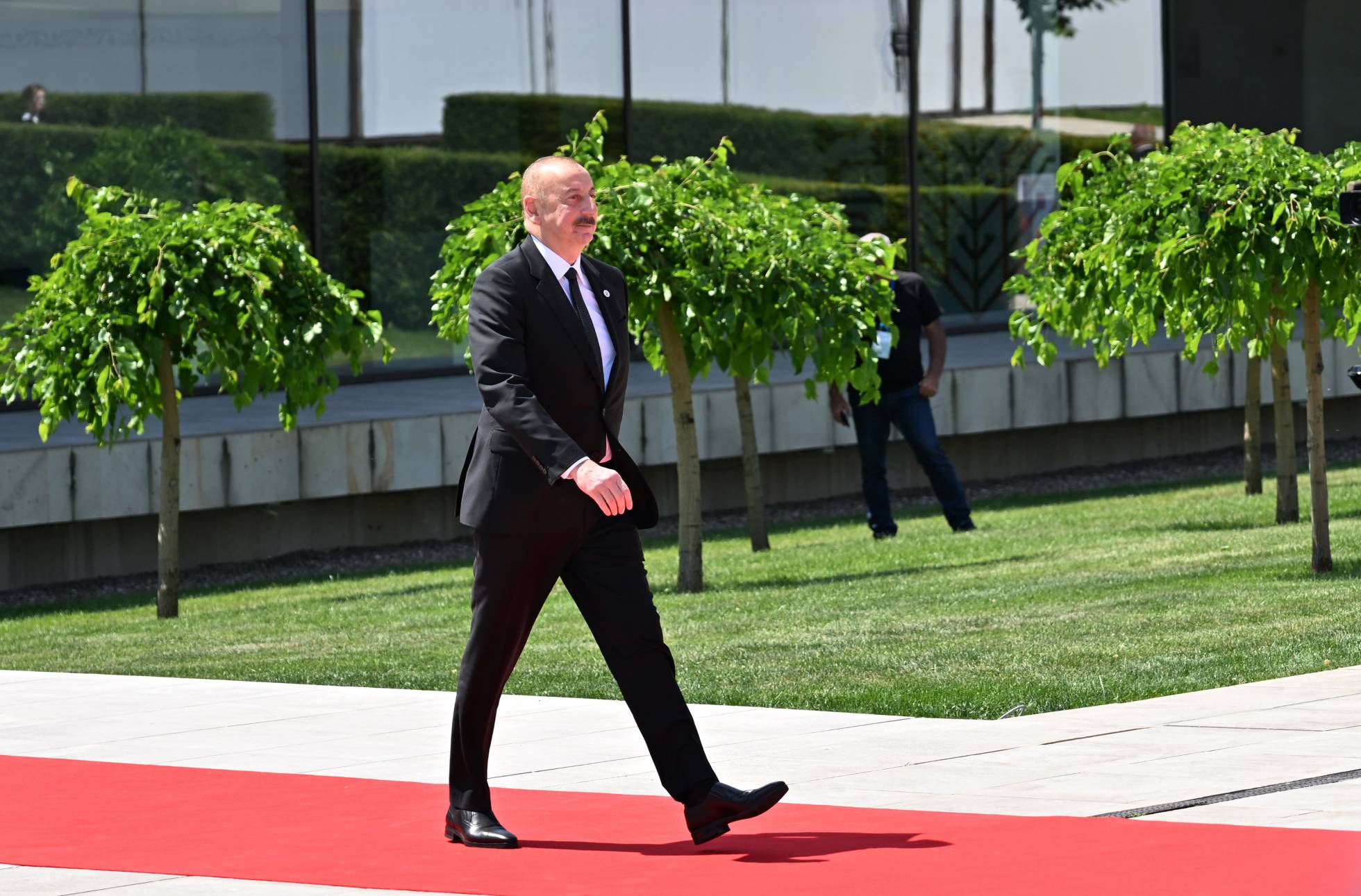 Bir ildə 20-dən çox xarici səfər: Prezident İlham Əliyevin diplomatik trafiki