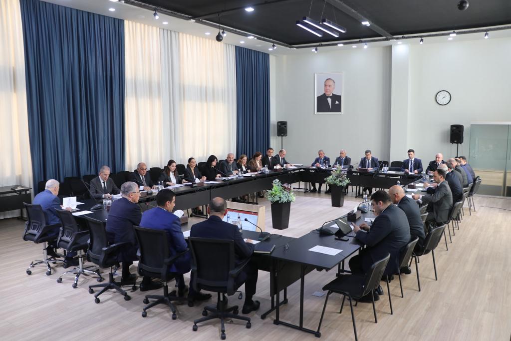 Nazirlikdə kollegiya iclası 