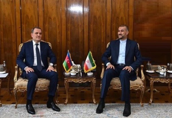 Bayramovla Abdullahian arasında vacib müzakirə
