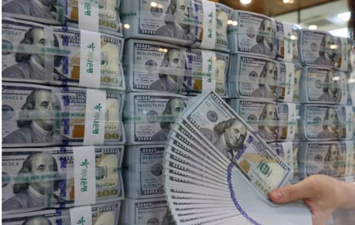 Valyuta ehtiyatlarımız 68 milyard dolları ötüb