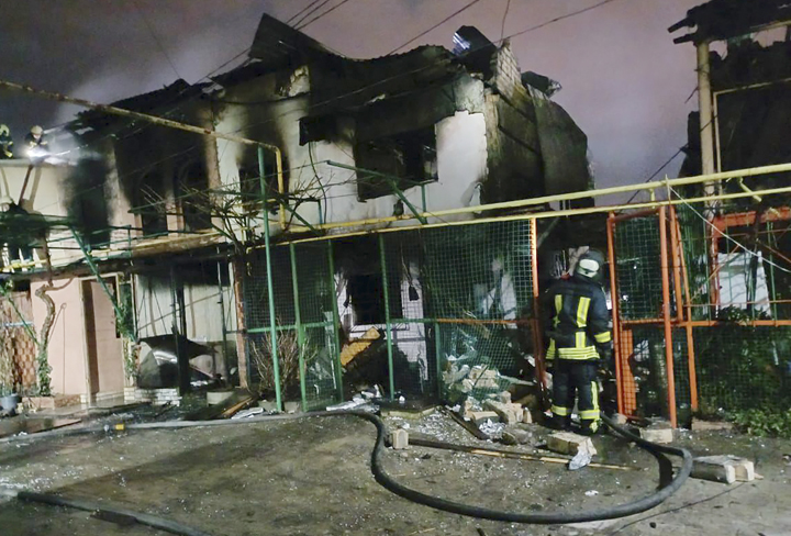 Rusiya Kiyevi yenidən bombaladı - Çoxlu sayda ölü və yaralı var