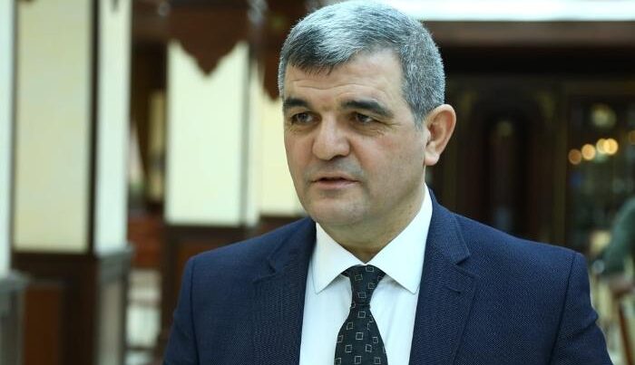 Qızlar hələ də ixtisas seçimini özləri edə bilmir - Fazil Mustafa