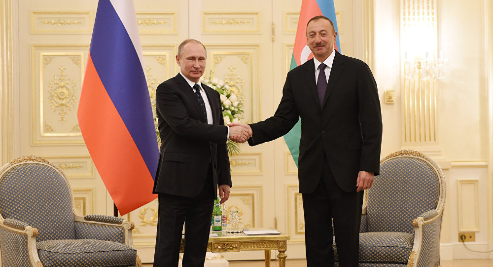 Putin İlham Əliyevi TƏBRİK ETDİ