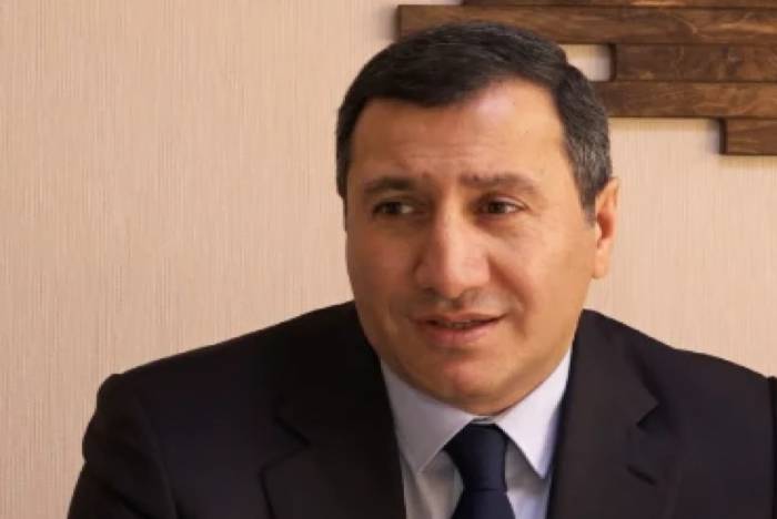 Ermənistanda partiya sədri SAXLANILDI