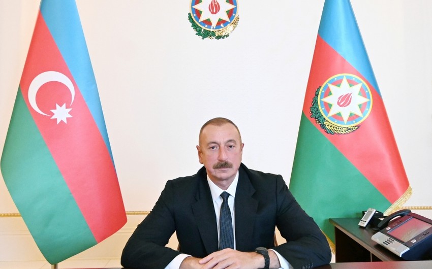 Artıq üç ildir ki, dünya azərbaycanlıları alnıaçıq, üzüağ yaşayırlar