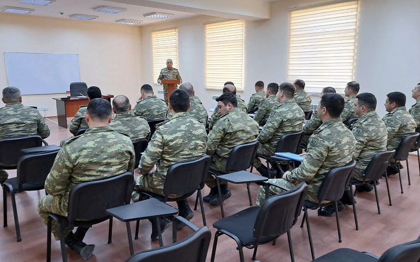 Orduda komandirlərin toplanışı keçirilir - FOTO