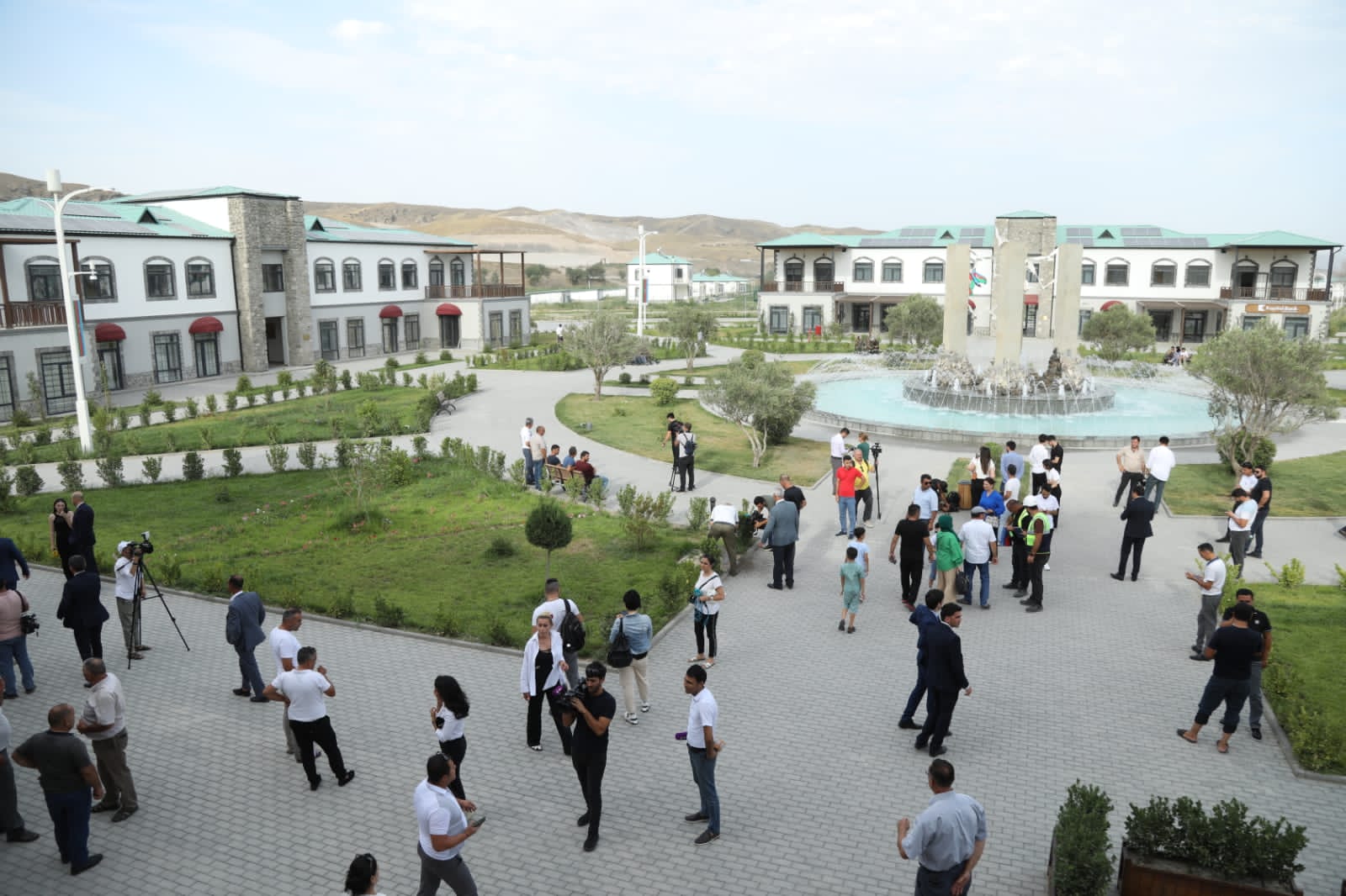 Azad edilmiş ərazilərə köç edən 1138 nəfərin məşğulluğu təmin edilib