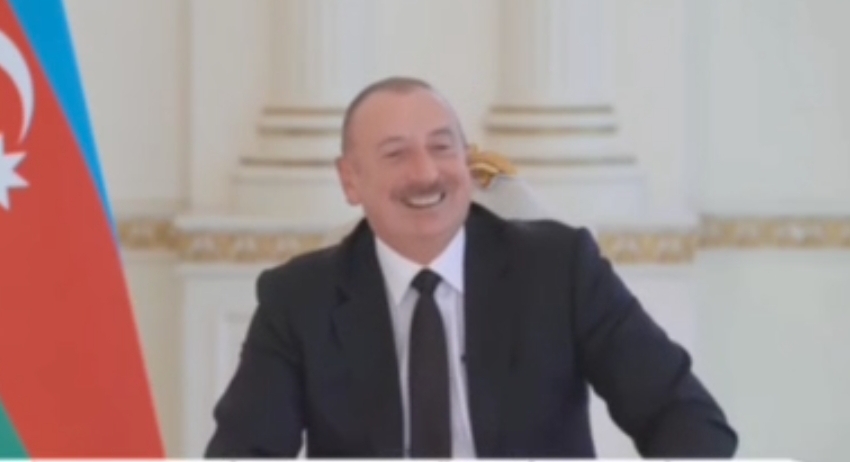 Prezident həmin zəngi xatırlayıb belə güldü - VİDEO