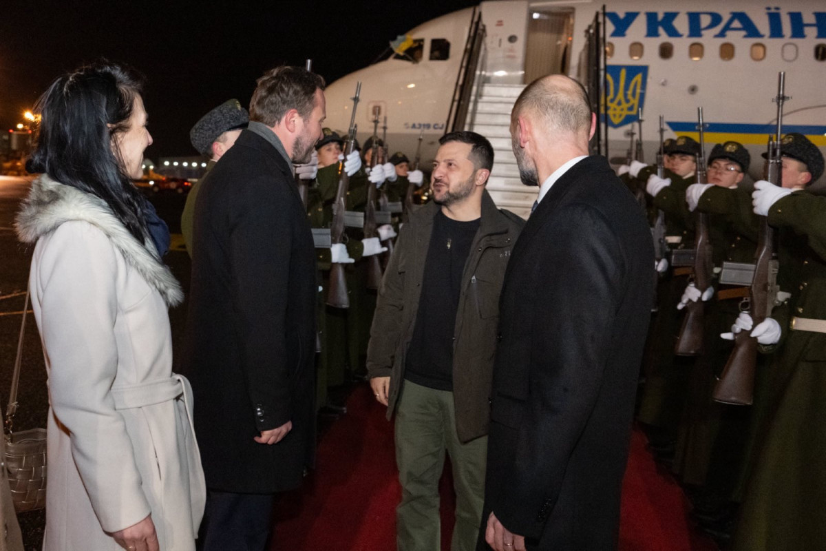 Zelenski Estoniyada səfərdədir