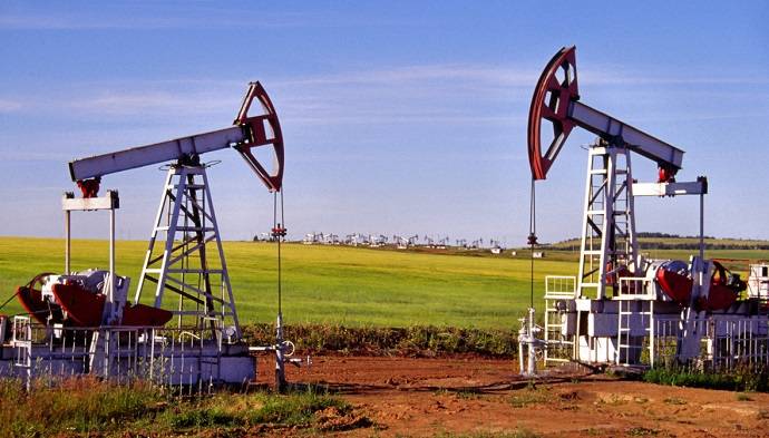 Azərbaycan neftinin qiyməti 84 dolları ÖTÜB