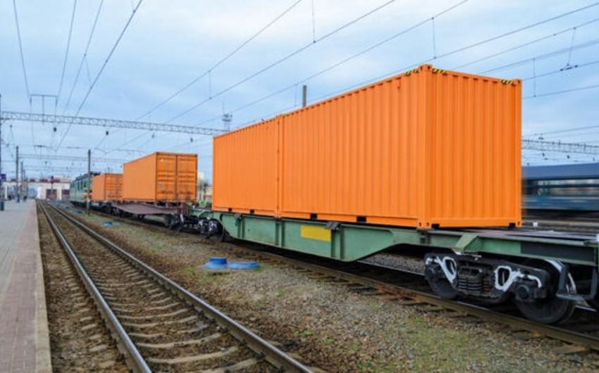 ADY üzrə konteyner daşımaları 100 min TEU-nu keçib