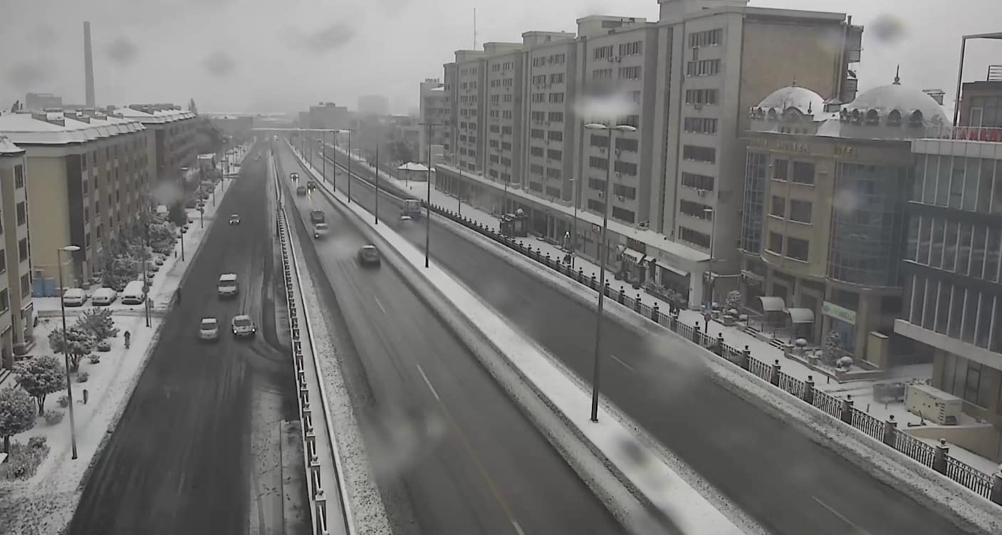 Hazırda Bakı yolları belə görünür - FOTOLAR 