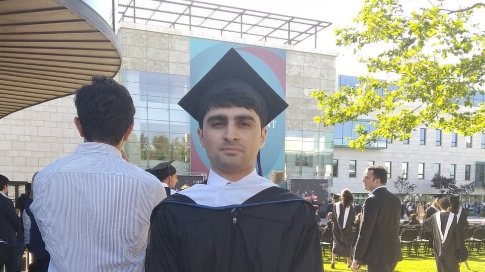 İranda həbs edilən Fəridin anası narahatdır: Oğlum dərmandan imtina edib