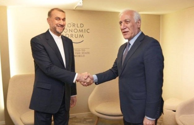 Ermənistan prezidenti Davosda İranın XİN başçısı ilə görüşüb