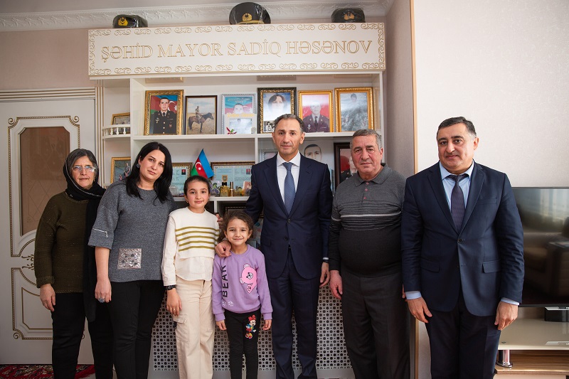 Rəşad Nəbiyev Naxçıvanda şəhid ailəsini ziyarət edib - FOTO