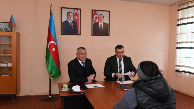 Komitə sədri Şəmkirdə vətəndaşları qəbul edib - FOTOLAR