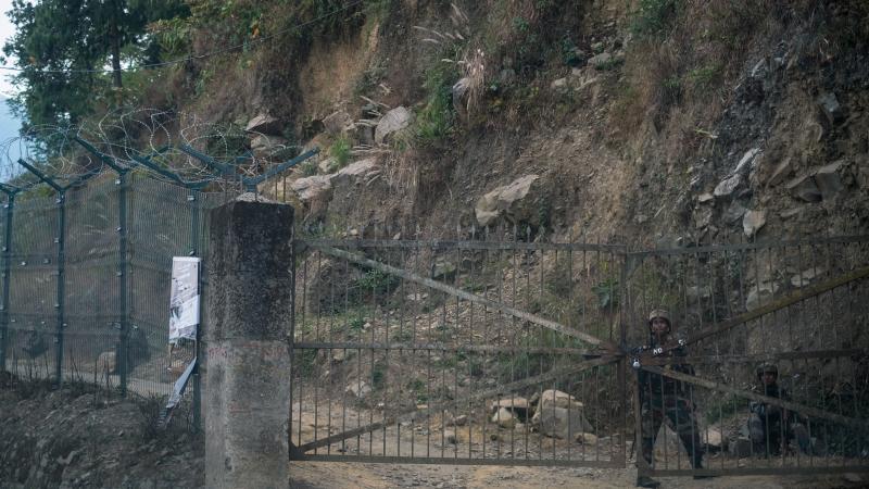 Hindistan Myanma ilə sərhəddə hasar çəkəcək