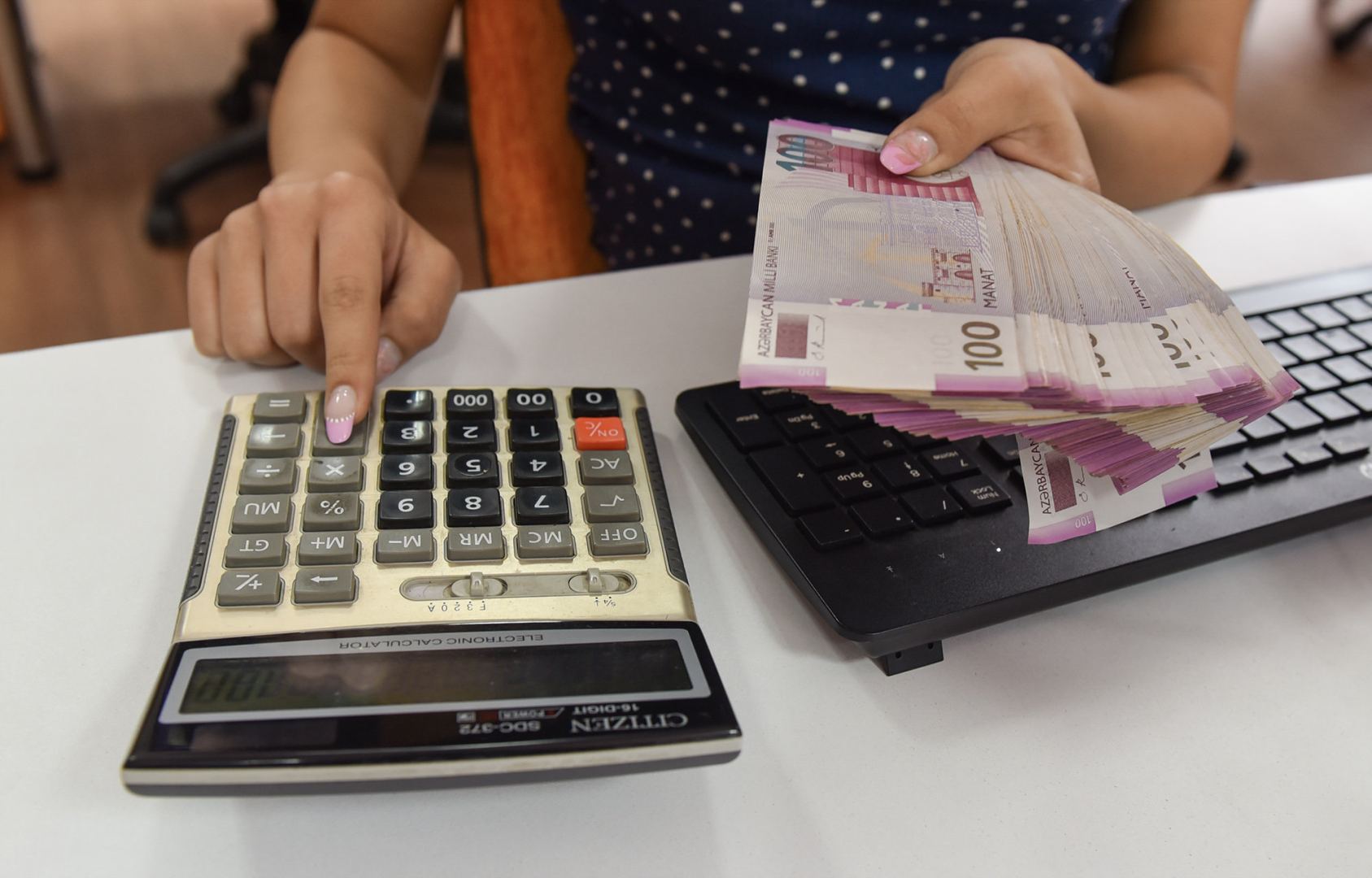 Bank hesablarına sərəncamların tətbiq mexanizmi təkmilləşdirildi - VİDEO