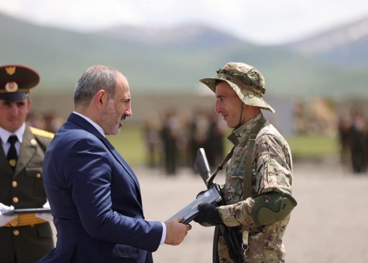 Ermənistan ordusunun yeni geyimi NATO standartlarına uyğun olacaq