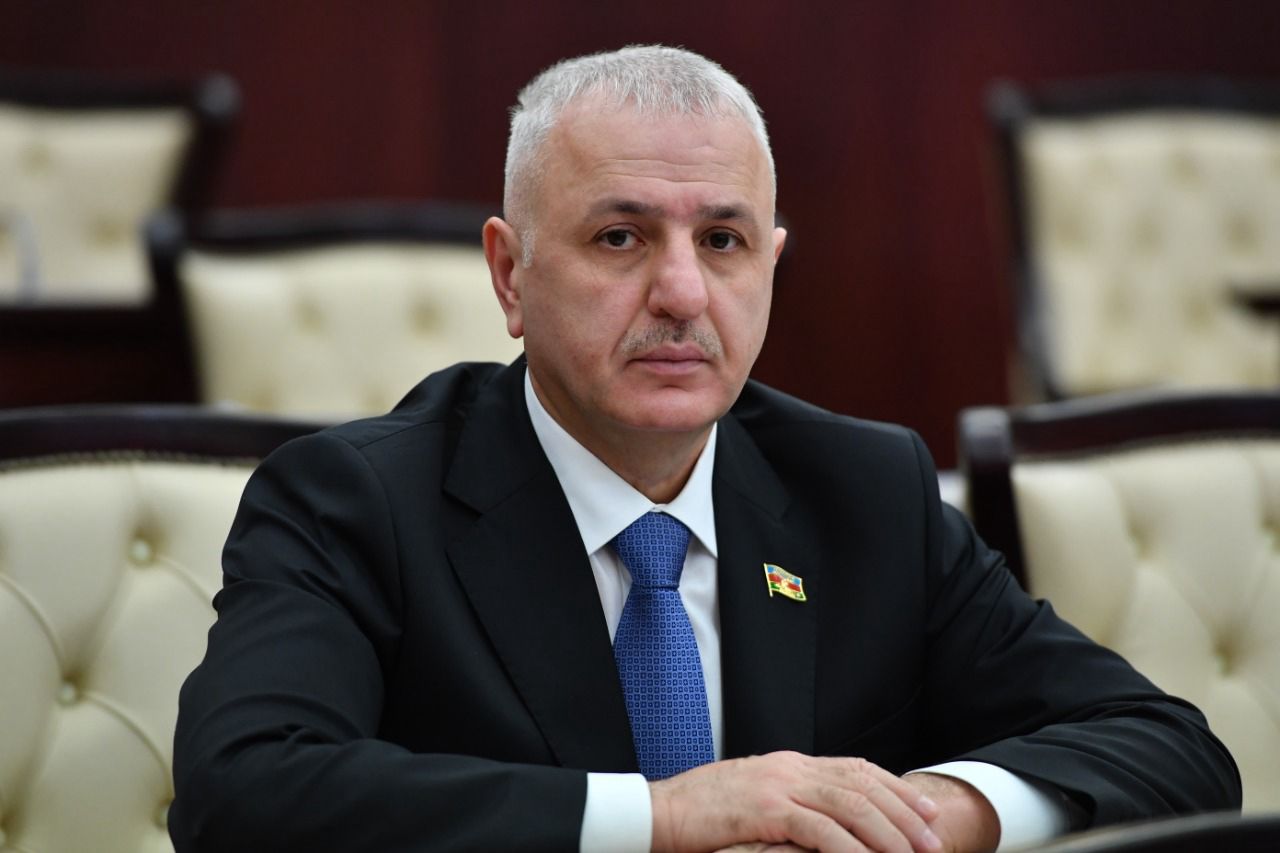 Ləyaqət və şərəf məsələsində GÜZƏŞT OLMUR  