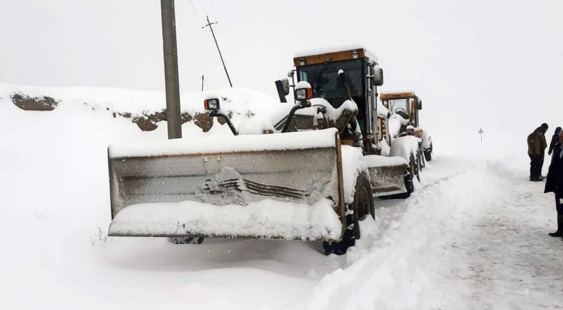 Cəlilabad-Yardımlı yolu qardan təmizlənir - FOTO