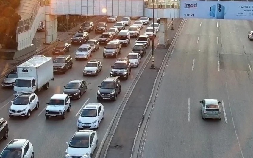 9 əsas yolda TIXAC var 