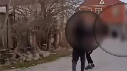 Məktəbli şagird yoldaşları tərəfindən DÖYÜLDÜ