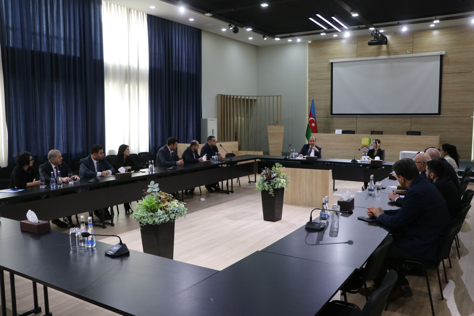 ETSN yanında İctimai Şuraya sədr seçildi - FOTO