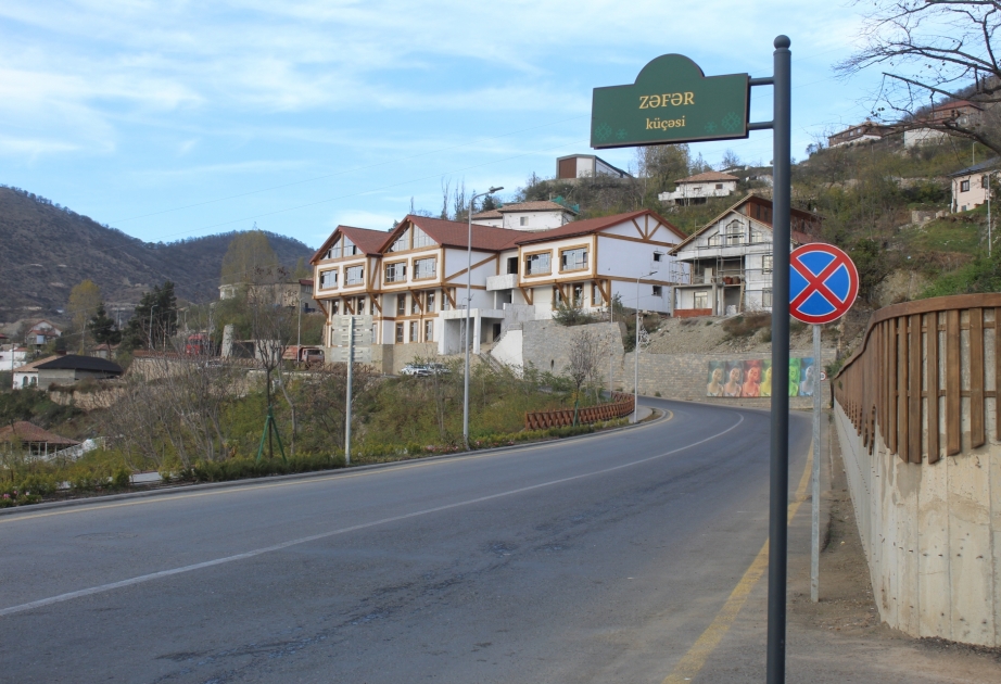 Köç karvanı Laçına çatıb