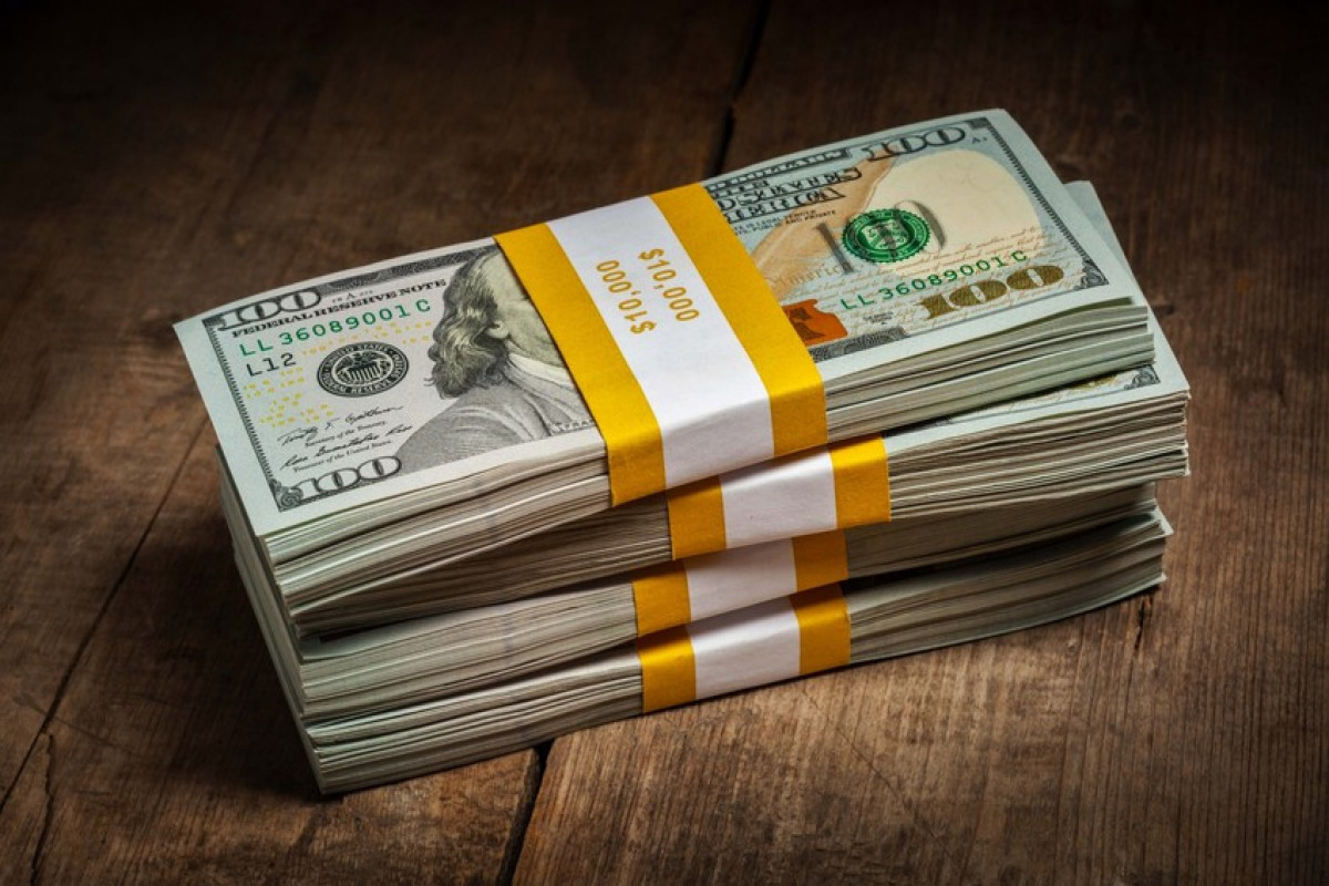 Hərracda bankların dollar tələbi 78 milyonu ötüb