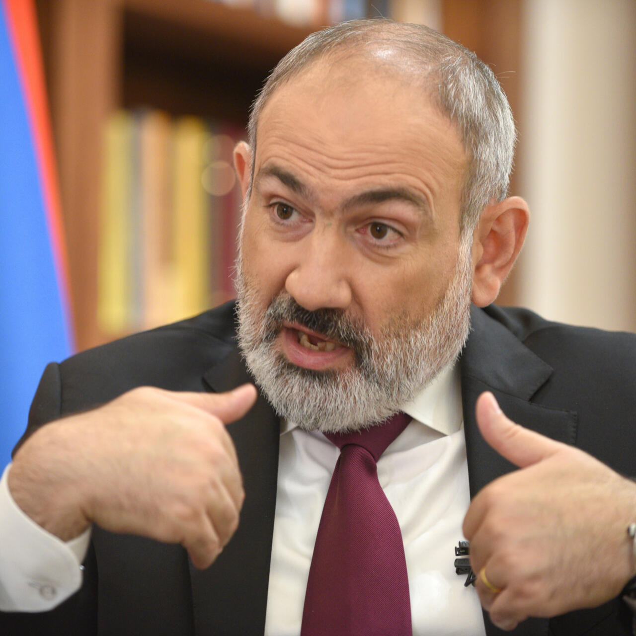 Erməni siyasətçi Paşinyan hakimiyyətini siyasi təqibdə suçlayır 