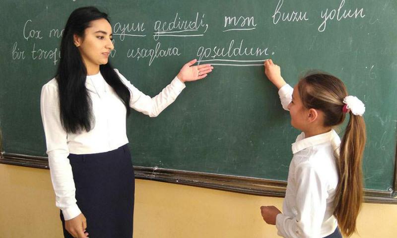 Azərbaycanda 20 mindən çox gənc müəllim var - VİDEO