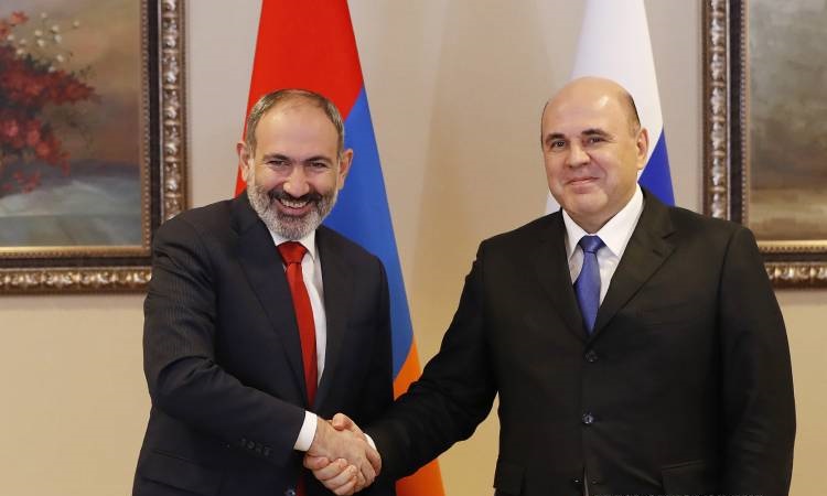 Mişustin Paşinyanın təkliflərini bəyəndi